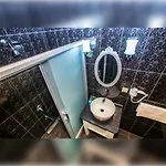 Hotel Yalim *