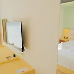 Yalim Hotel *